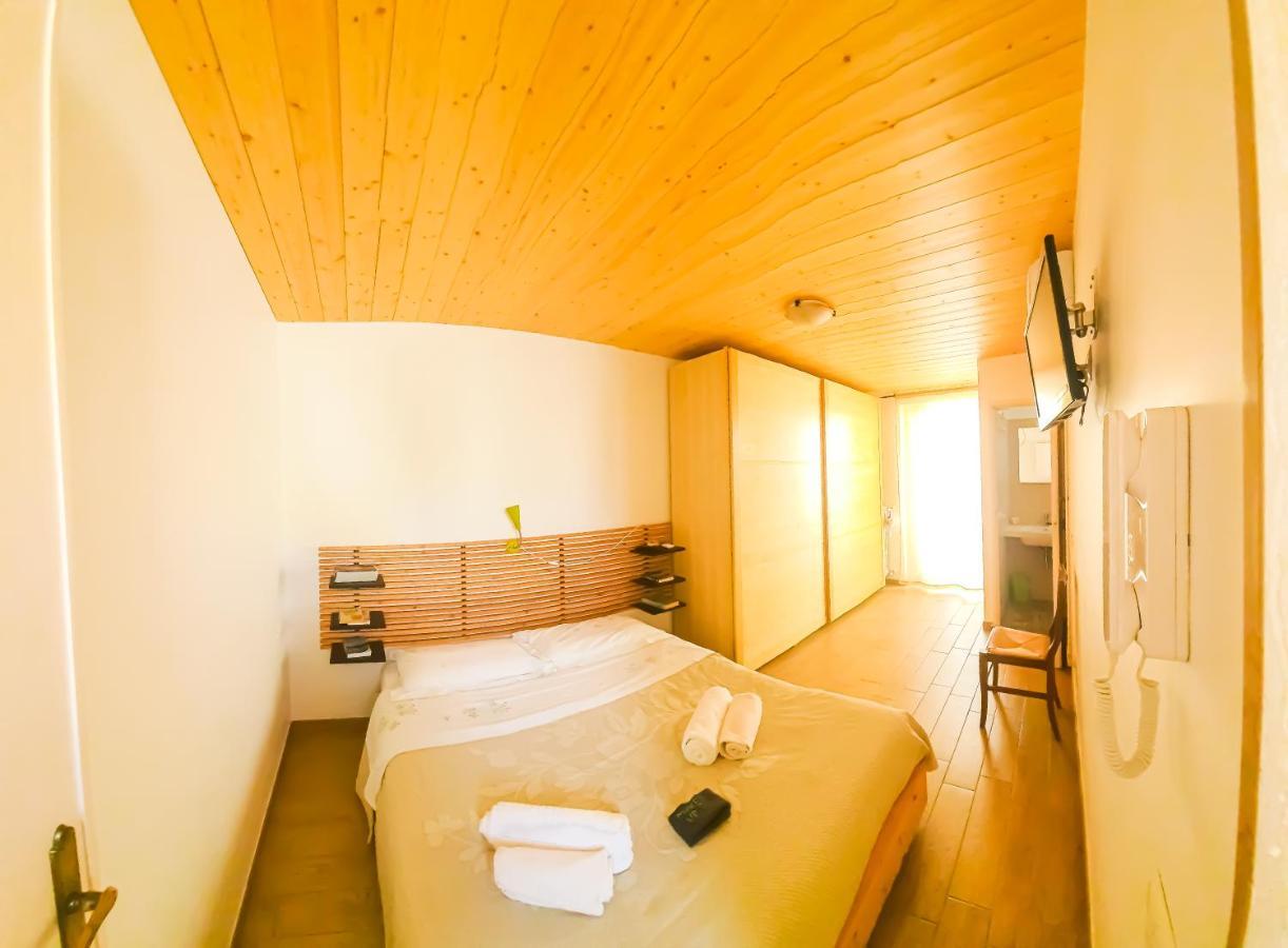 Casa Viola -Locazione Breve Apartment Polignano a Mare Ngoại thất bức ảnh